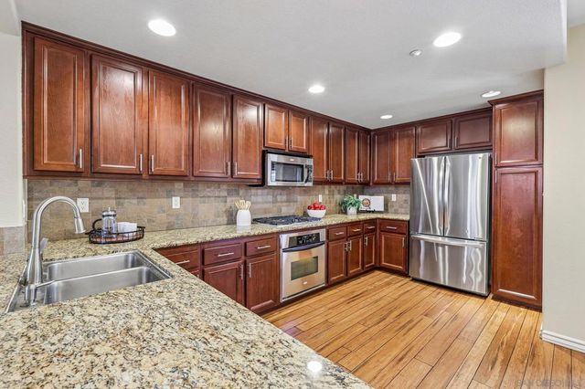 17007 Camino Marcilla 3, San Diego, CA 92127