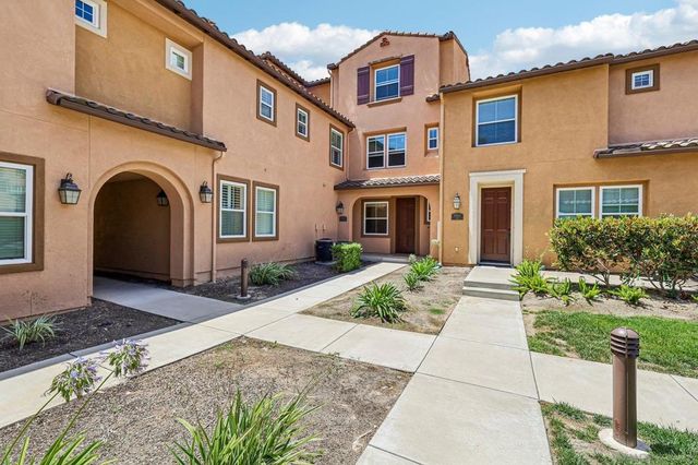 17007 Camino Marcilla 3, San Diego, CA 92127