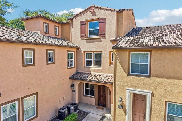 17007 Camino Marcilla 3, San Diego, CA 92127