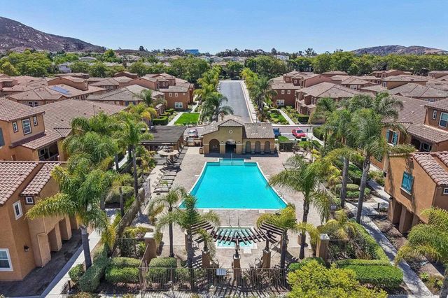 17007 Camino Marcilla 3, San Diego, CA 92127
