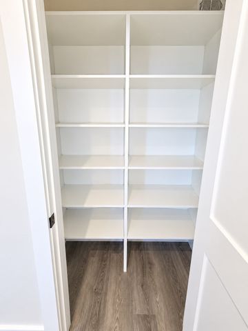 64 Tolman 1, Boston, MA 02122