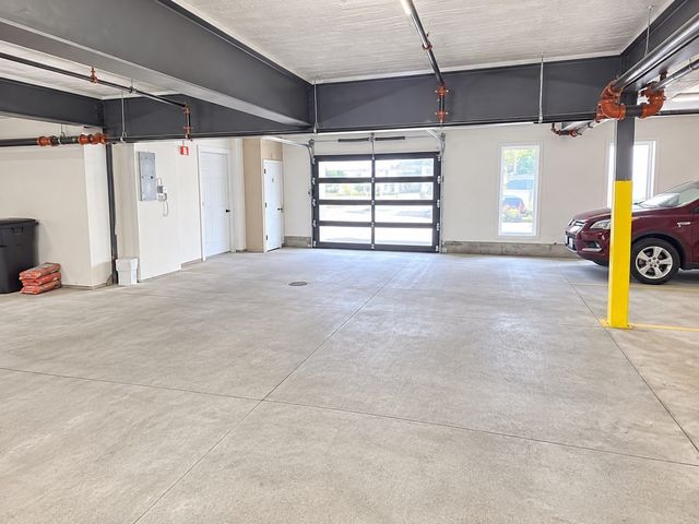 64 Tolman 1, Boston, MA 02122