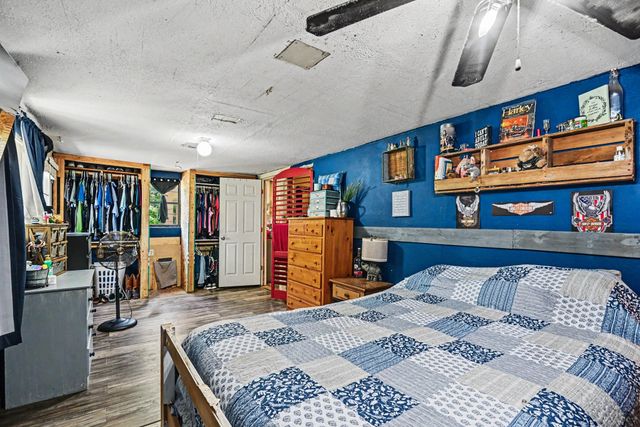 7184 Base Street, Azle, TX 76020