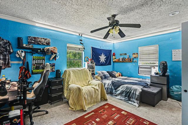 7184 Base Street, Azle, TX 76020