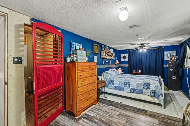 7184 Base Street, Azle, TX 76020