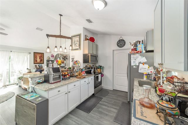 2120 SE 41ST WAY, Trenton, FL 32693