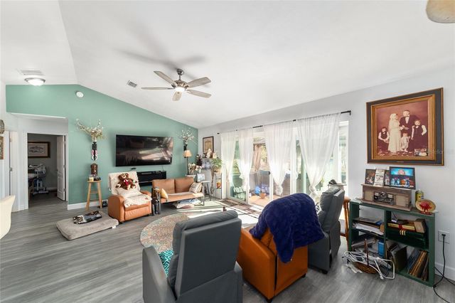 2120 SE 41ST WAY, Trenton, FL 32693