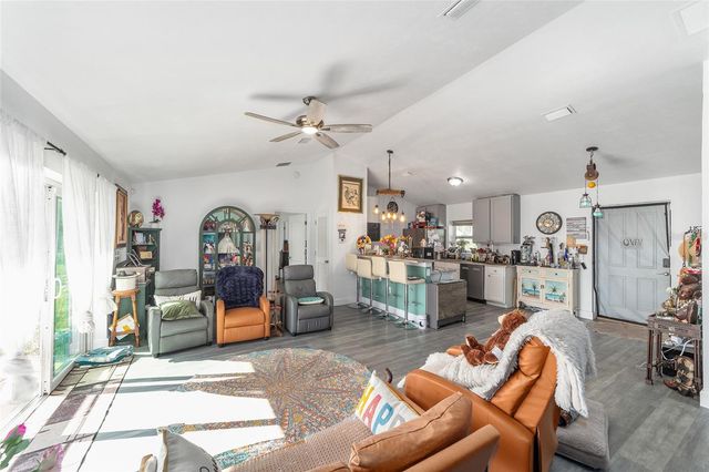 2120 SE 41ST WAY, Trenton, FL 32693