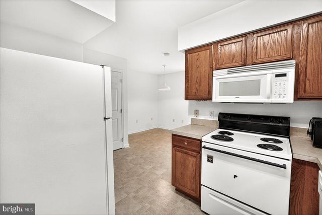 912 LANVALE ST, Hagerstown, MD 21740