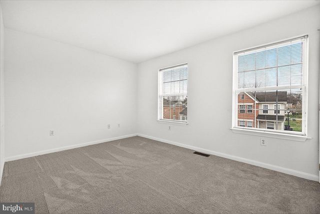912 LANVALE ST, Hagerstown, MD 21740