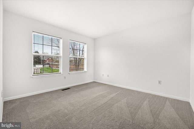 912 LANVALE ST, Hagerstown, MD 21740
