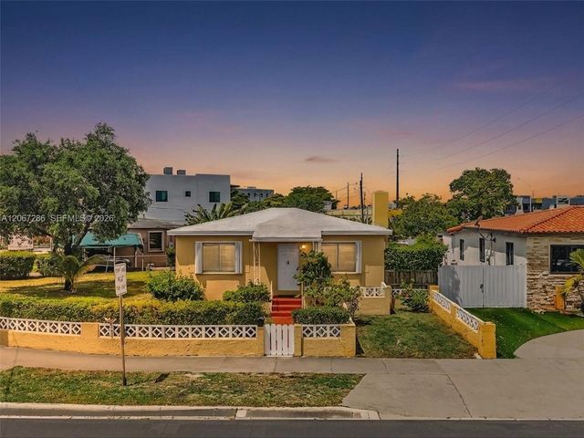 10 SW 72nd Avenue, Miami, FL 33144