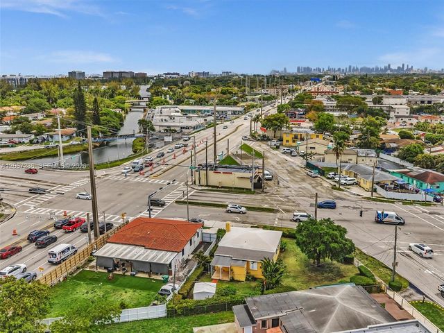 10 SW 72nd Avenue, Miami, FL 33144