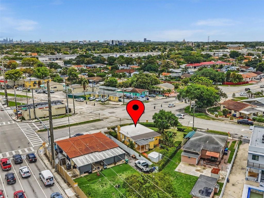 10 SW 72nd Avenue, Miami, FL 33144