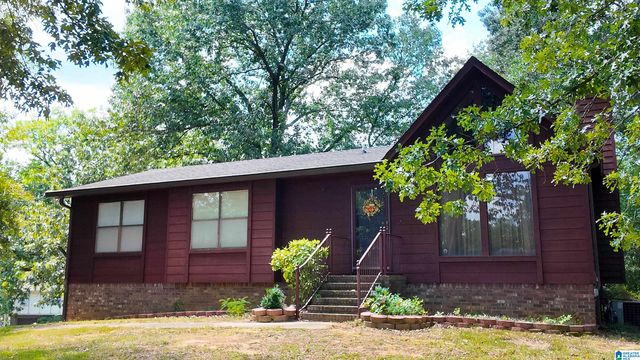 1708 GARDENRIDGE ROAD, Gardendale, AL 35071