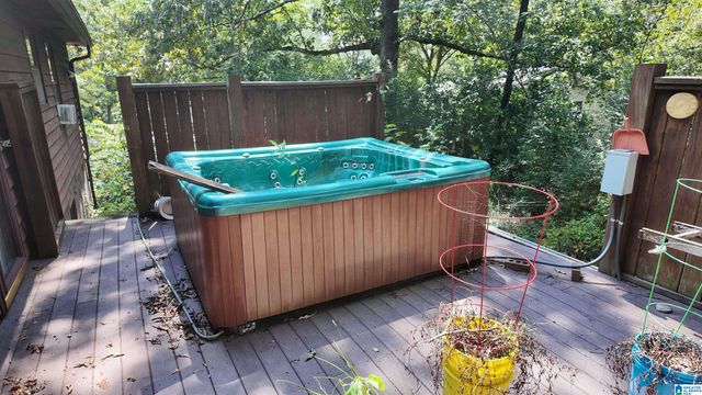 1708 GARDENRIDGE ROAD, Gardendale, AL 35071