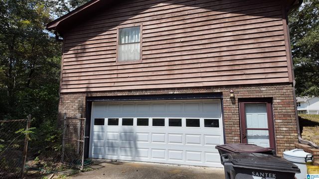 1708 GARDENRIDGE ROAD, Gardendale, AL 35071