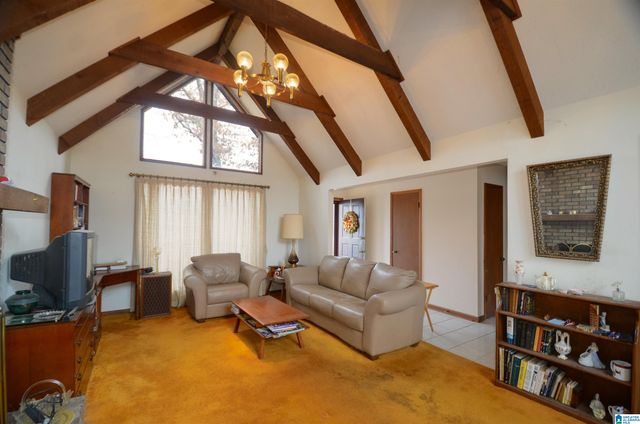 1708 GARDENRIDGE ROAD, Gardendale, AL 35071