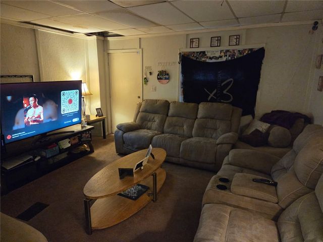 150 Stoebner Way, Lincoln Larimer, PA 15206