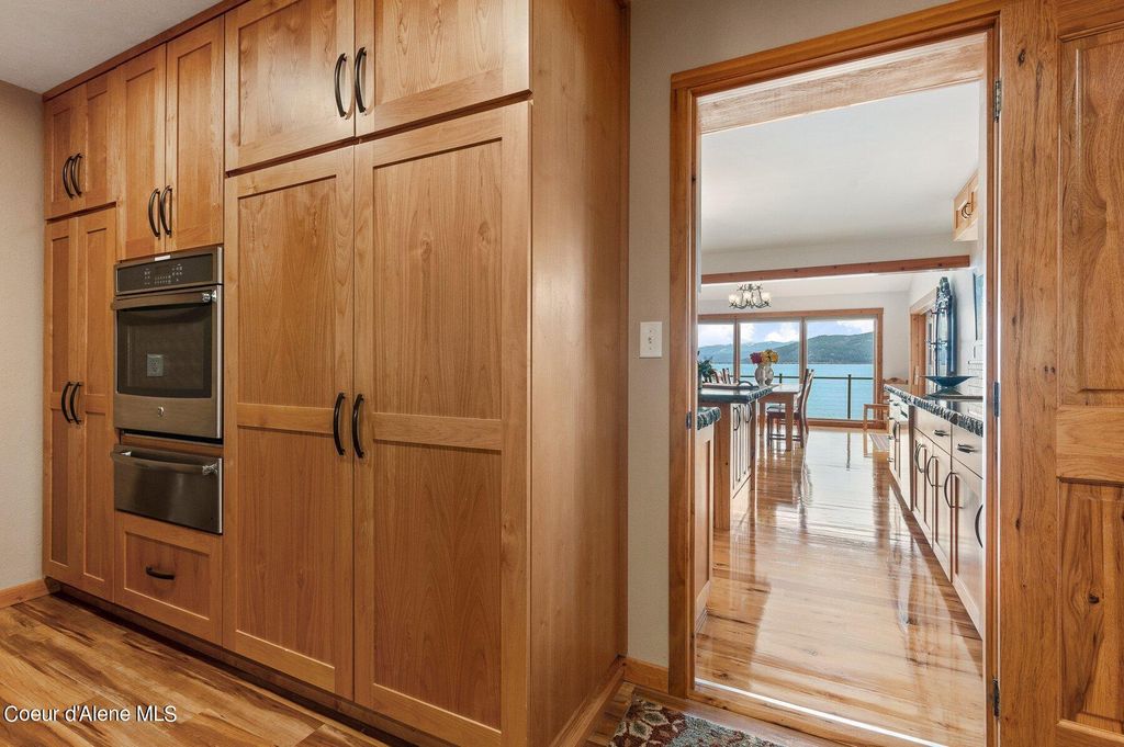 2537 Lakeshore Dr, Sagle, ID 83860 photo 13