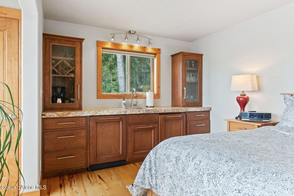 2537 Lakeshore Dr, Sagle, ID 83860 photo 26