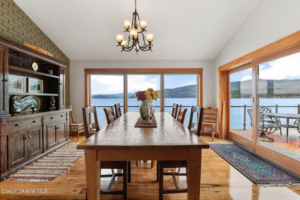 2537 Lakeshore Dr, Sagle, ID 83860 photo 6