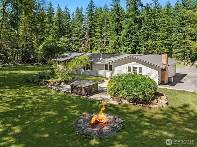 28444 Retreat Kanaskat Road SE, Ravensdale, WA 98051