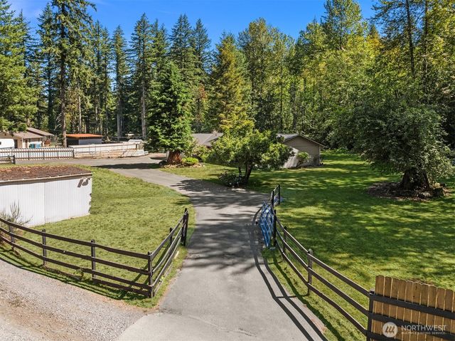 28444 Retreat Kanaskat Road SE, Ravensdale, WA 98051