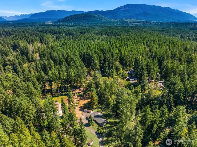 28444 Retreat Kanaskat Road SE, Ravensdale, WA 98051