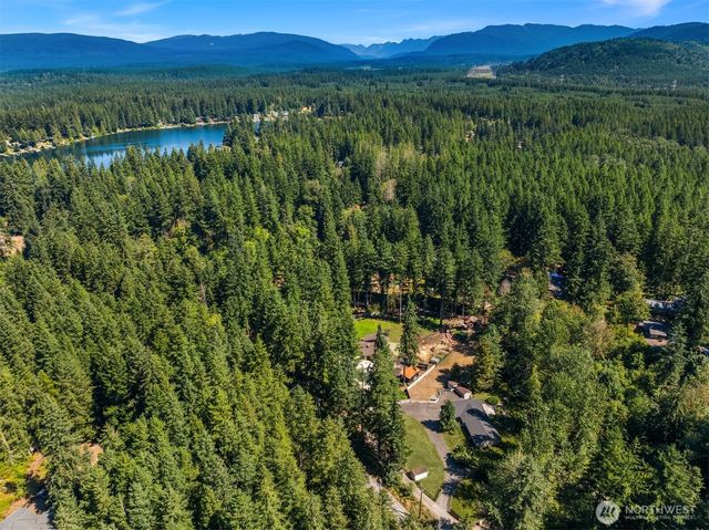 28444 Retreat Kanaskat Road SE, Ravensdale, WA 98051