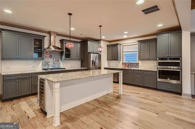 1882 WESTON Lane, Tucker, GA 30084