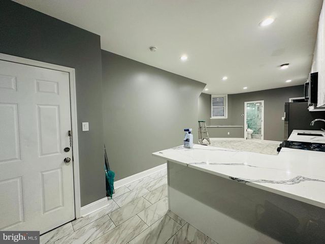 2440-42 S 9TH ST, Philadelphia, PA 19148