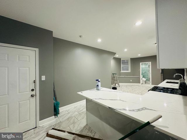 2440-42 S 9TH ST, Philadelphia, PA 19148