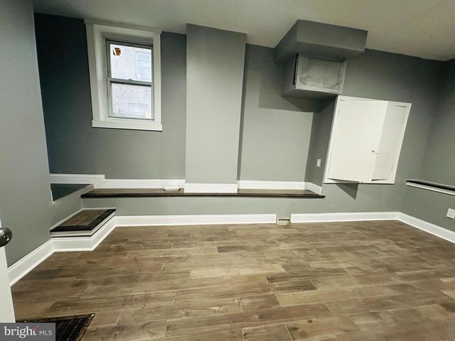 2440-42 S 9TH ST, Philadelphia, PA 19148