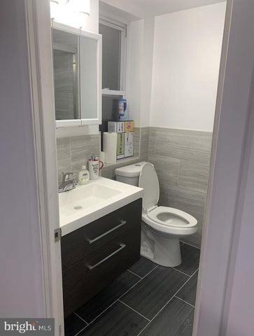 2440-42 S 9TH ST, Philadelphia, PA 19148