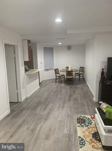 2440-42 S 9TH ST, Philadelphia, PA 19148