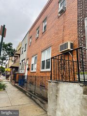 2440-42 S 9TH ST, Philadelphia, PA 19148