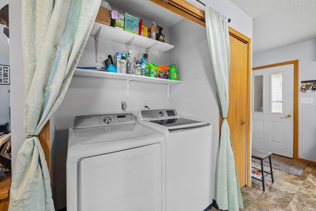 421 Manahan Drive, Angola, IN 46703