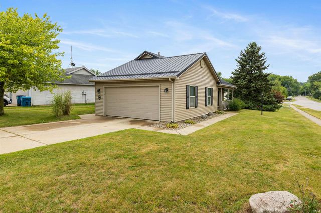 421 Manahan Drive, Angola, IN 46703