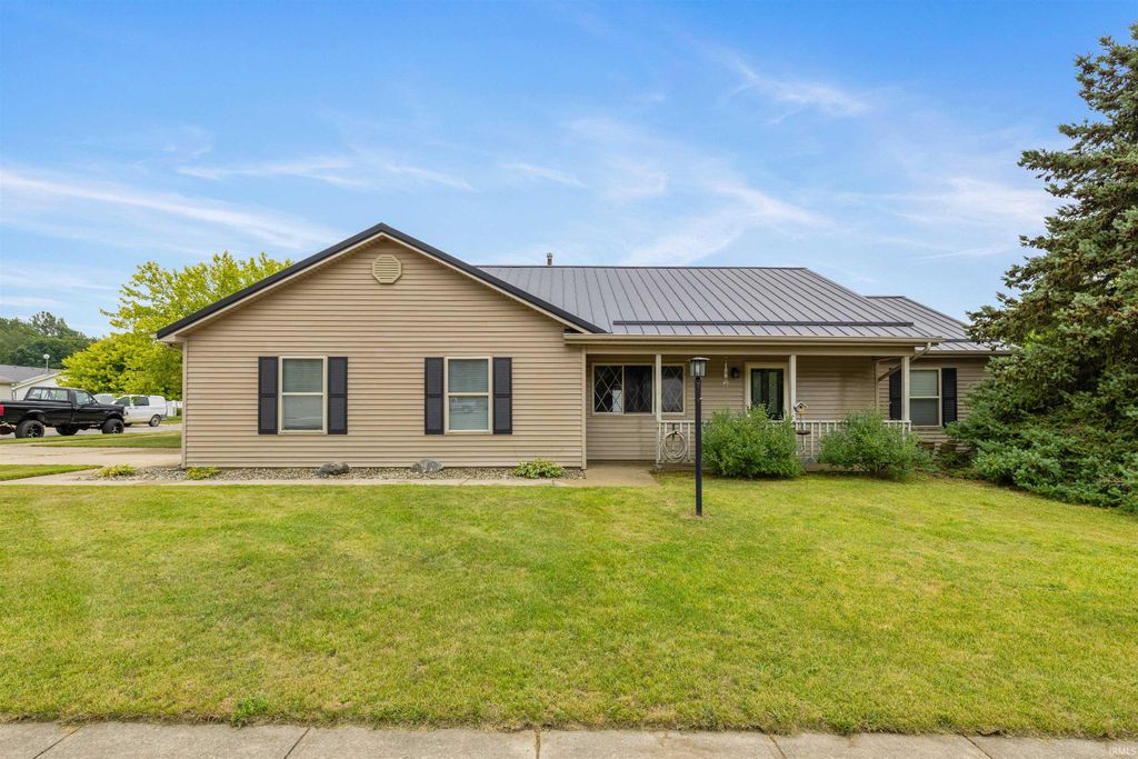 421 Manahan Drive, Angola, IN 46703