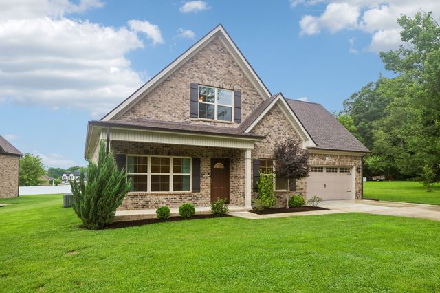 248 Doak Rd, Manchester, TN 37355