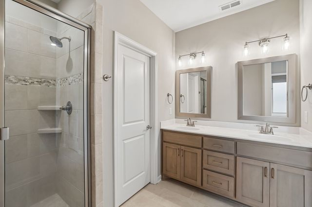 248 Doak Rd, Manchester, TN 37355