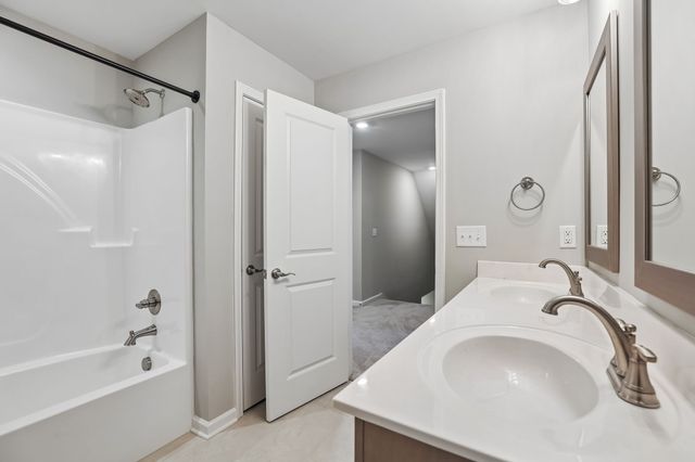 248 Doak Rd, Manchester, TN 37355