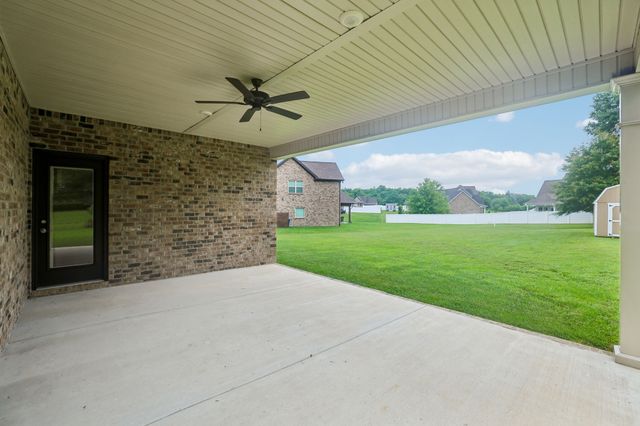 248 Doak Rd, Manchester, TN 37355