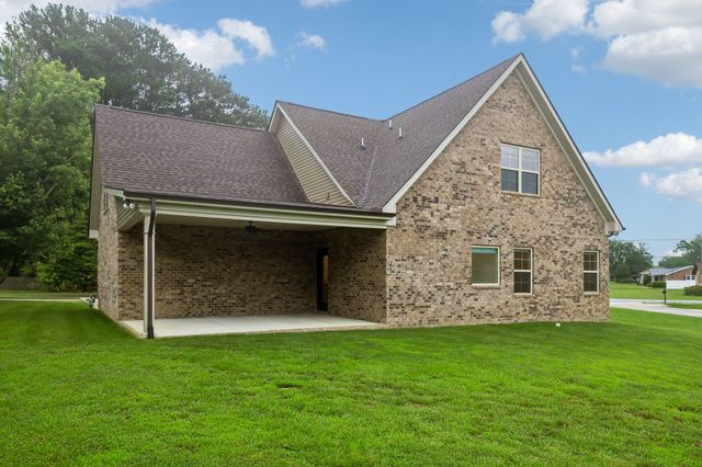 248 Doak Rd, Manchester, TN 37355