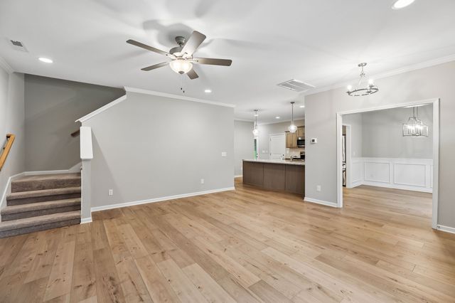 248 Doak Rd, Manchester, TN 37355