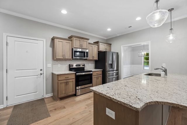 248 Doak Rd, Manchester, TN 37355