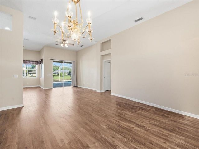 19607 MORDEN BLUSH DRIVE, Lutz, FL 33558