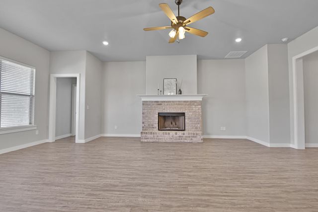 1904 141st Street, Lubbock, TX 79423