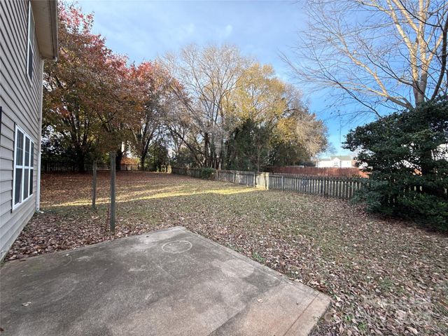 9707 Baxter Caldwell Drive, Charlotte, NC 28213